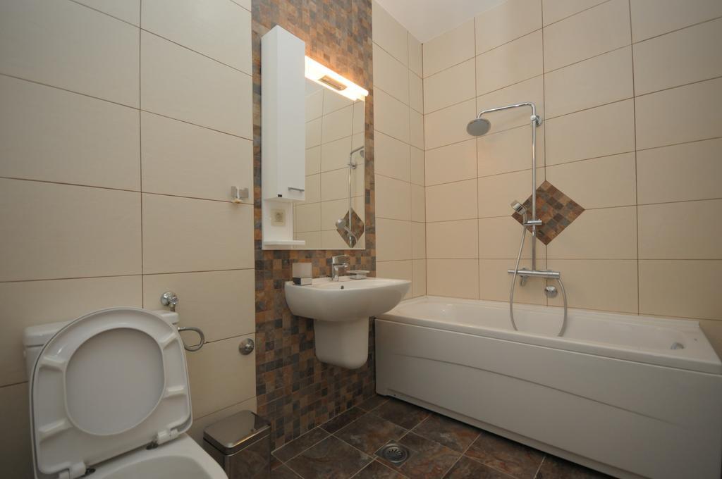 Apartments Villa Simonovic Petrovac na moru Exterior foto