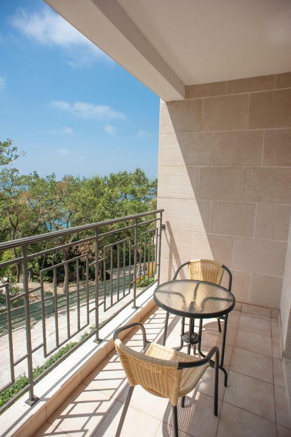 Apartments Villa Simonovic Petrovac na moru Exterior foto